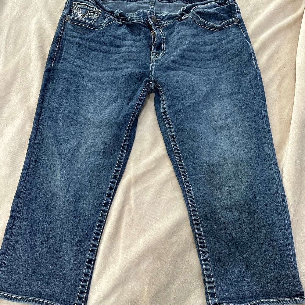 Vigoss capris. Size 16